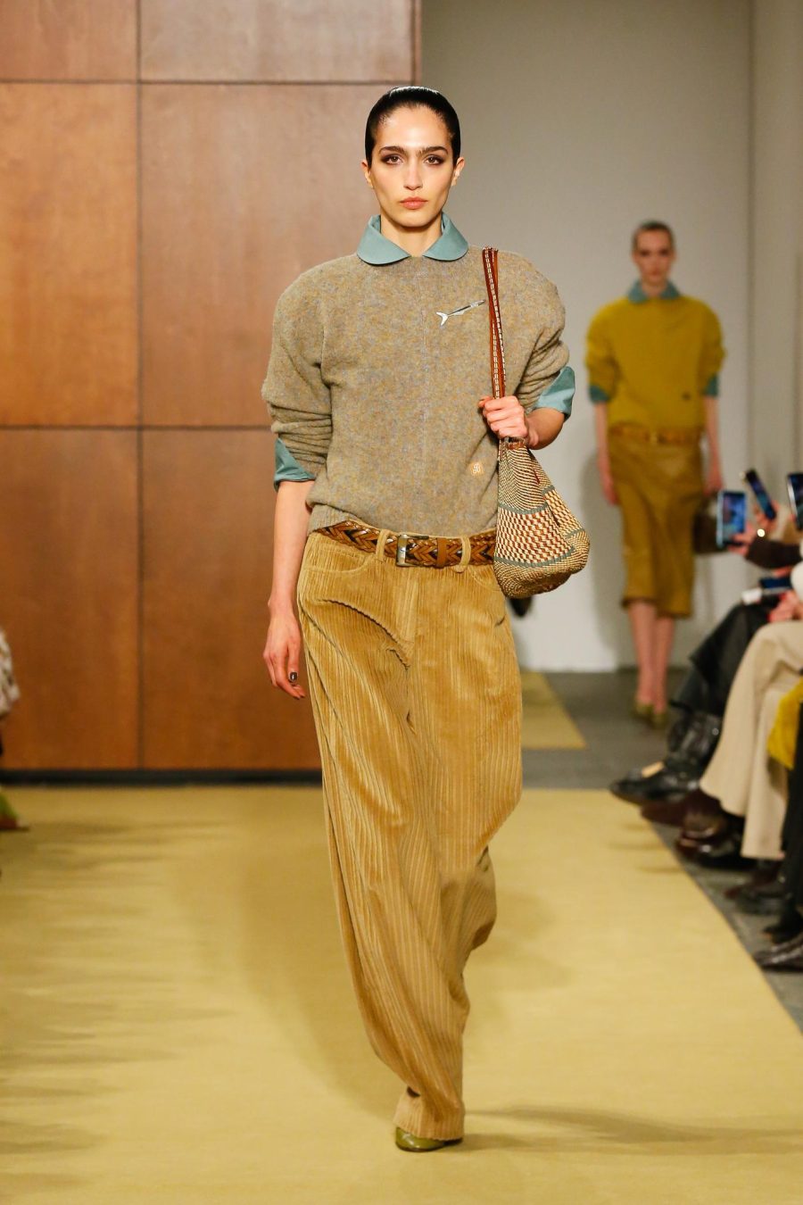 TB_FW26_SHOW_LOOK_002_2X3