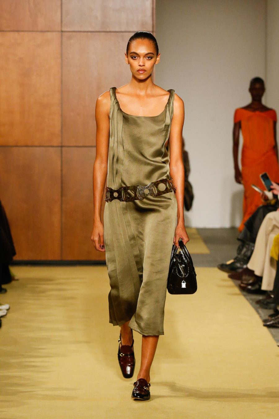 TB_FW26_SHOW_LOOK_025_2X3