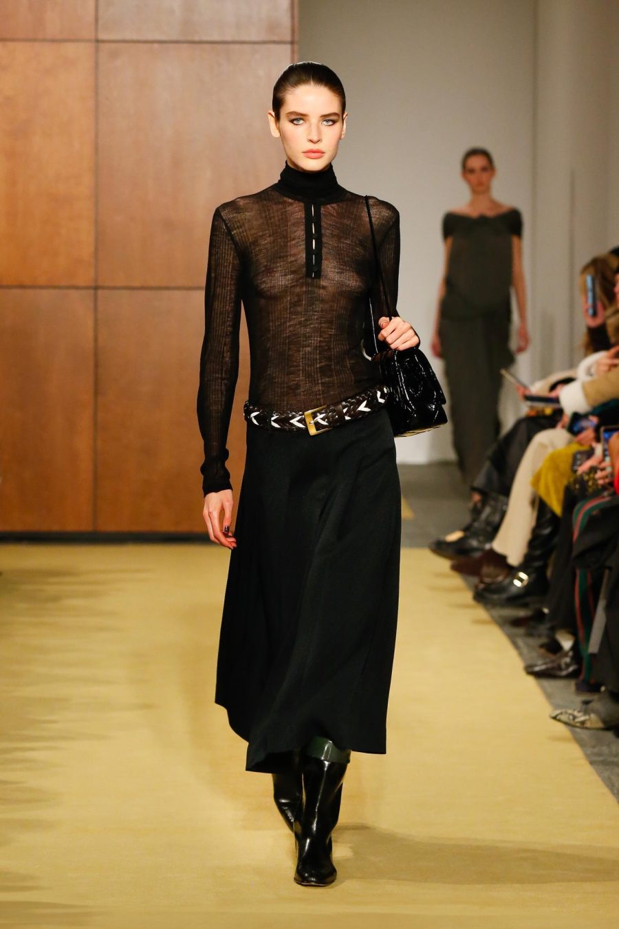 TB_FW26_SHOW_LOOK_028_2X3