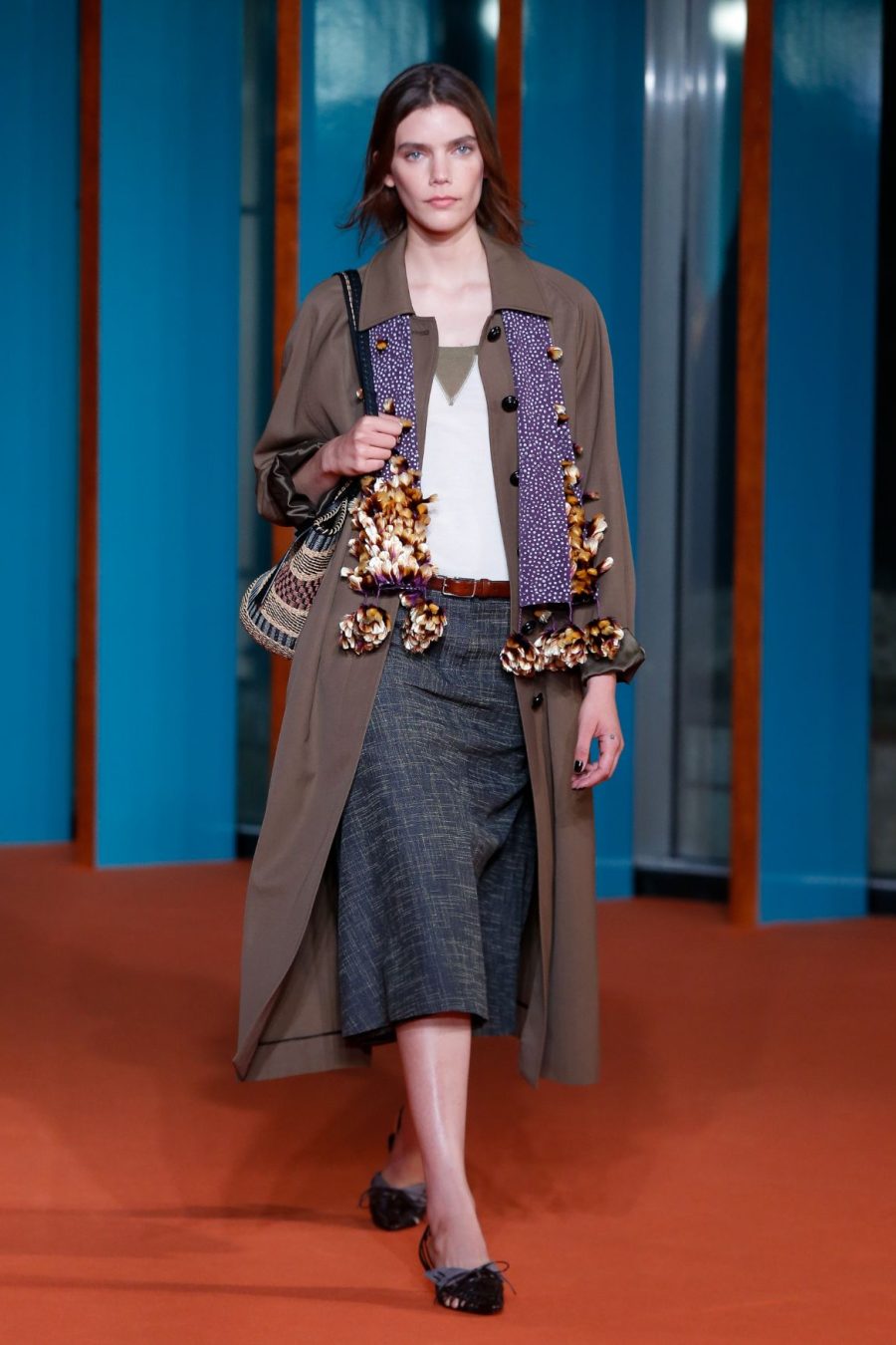 TB_SS27_SHOW_LOOK_009_4x5